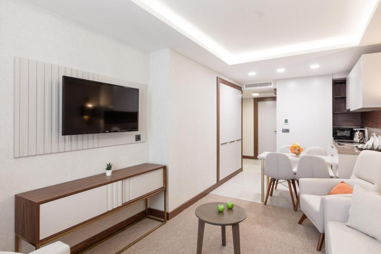 One-Bedroom Apartment,977871778:JPEG